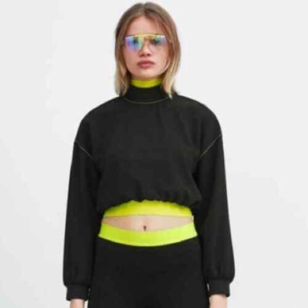 Zara Mockneck Black Long Sleeve Crop Top Neon Trim Size M